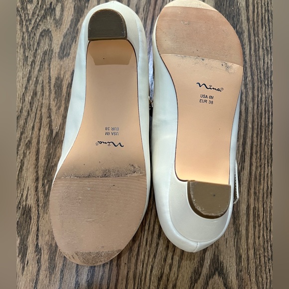 Ivory Nina Seely shoes size big kid 6, adult 8 - Picture 2 of 4